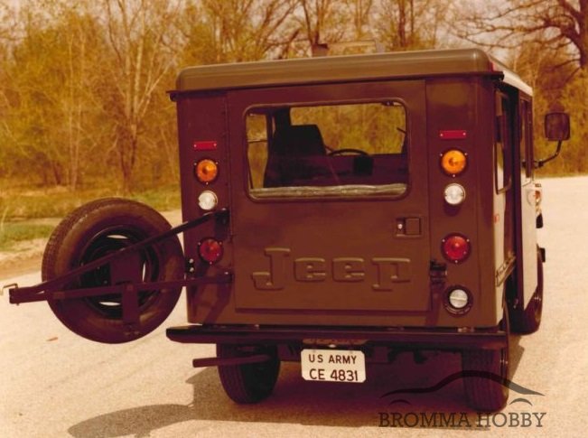 Jeep DJ-5 (1970) - U.S. ARMY - Klicka på bilden för att stänga