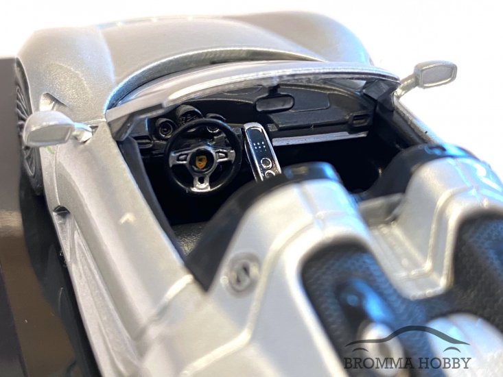 Porsche 918 Spyder (2013) - Click Image to Close