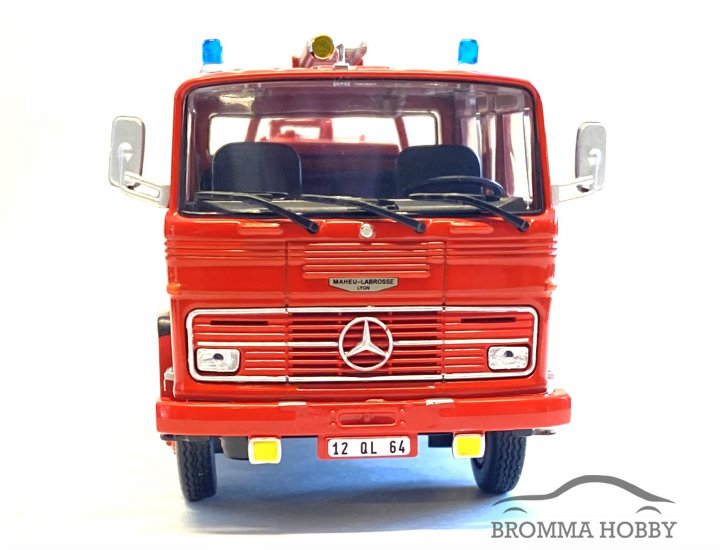 Mercedes-Benz LP1113 (1973) - Fire Truck - Click Image to Close